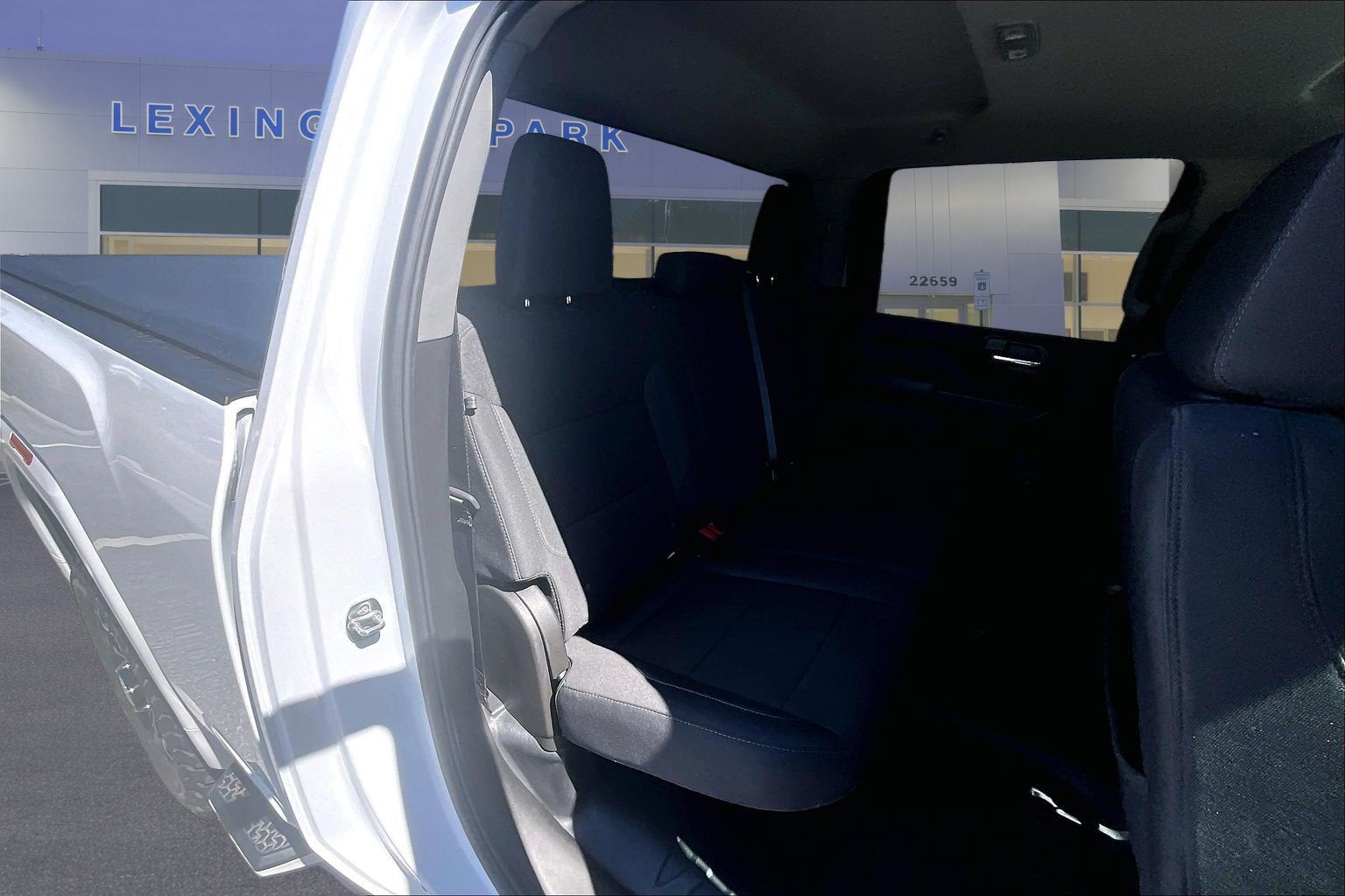 2025 GMC Sierra 2500HD Pro