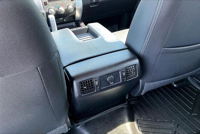 2016 Toyota Tundra 4WD Truck SR5