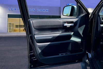 2016 Toyota Tundra 4WD Truck SR5