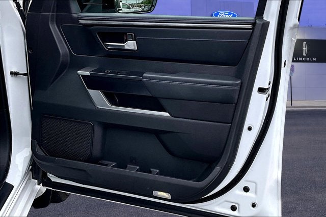 2025 Toyota Sequoia Platinum