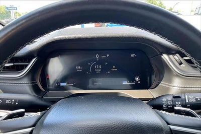 2022 Jeep Grand Cherokee L Laredo 4x2
