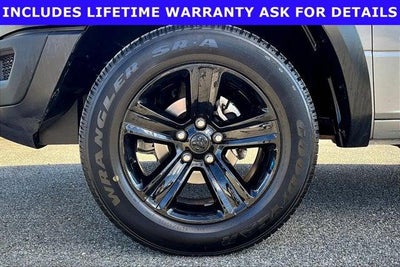2024 RAM 1500 Classic Warlock Crew Cab 4x4 5'7' Box