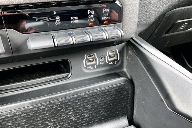 2021 RAM 1500 Big Horn Crew Cab 4x4 5'7' Box