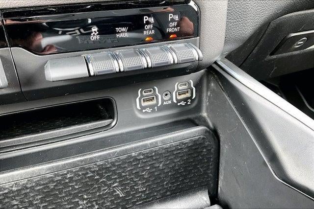2021 RAM 1500 Big Horn Crew Cab 4x4 5'7' Box