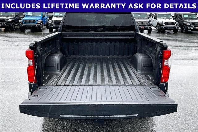 2023 Chevrolet Silverado 1500 4WD Crew Cab Short Bed WT