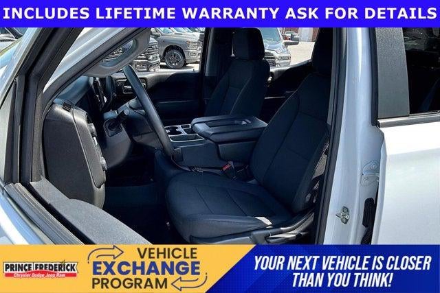 2021 Chevrolet Silverado 1500 4WD Crew Cab Short Bed Custom