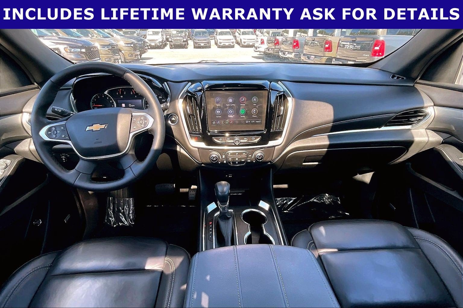 2023 Chevrolet Traverse AWD LT Leather