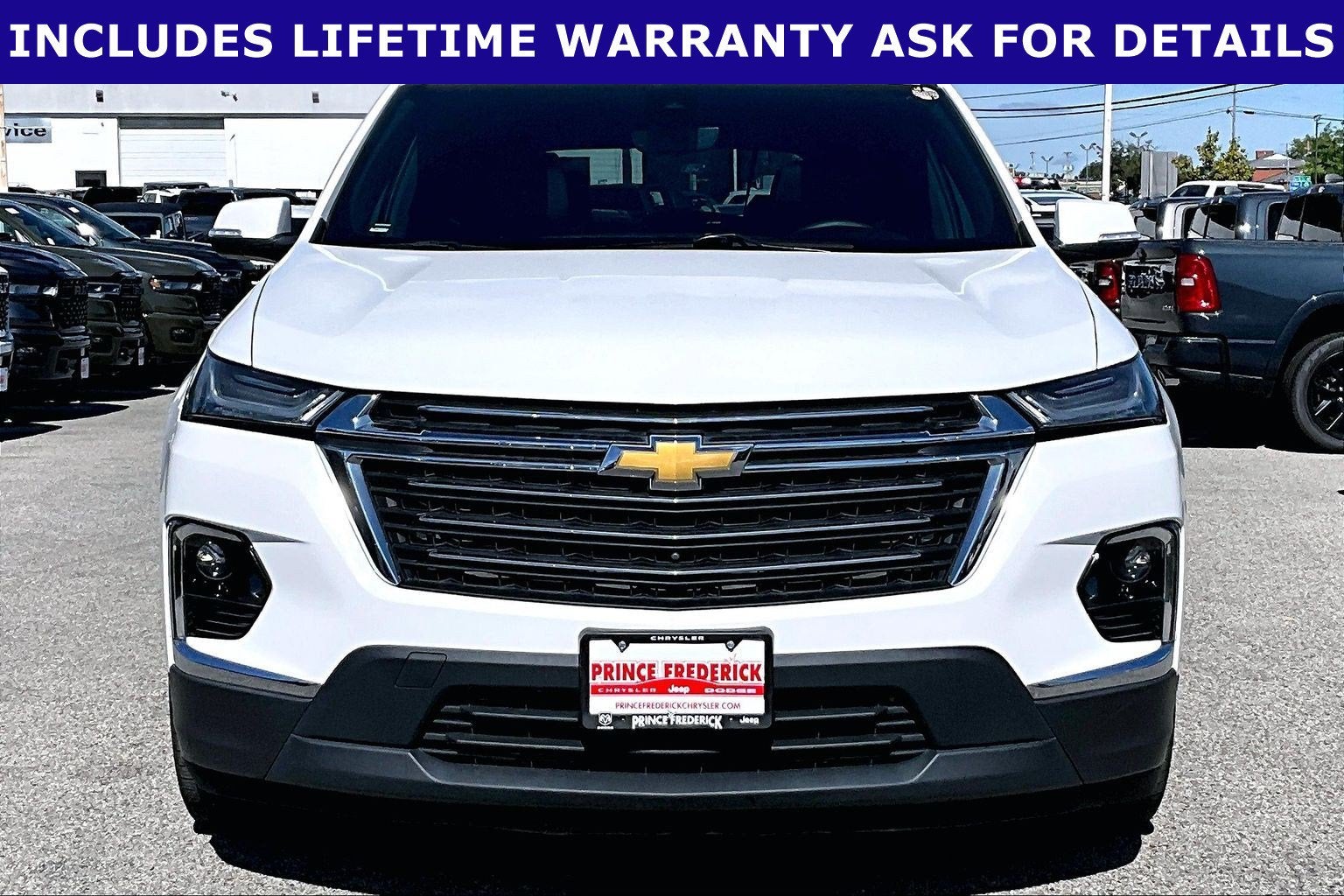 2023 Chevrolet Traverse AWD LT Leather