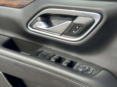 2023 Chevrolet Suburban 4WD Premier