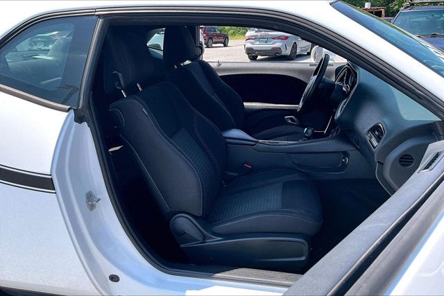 2015 Dodge Challenger SXT