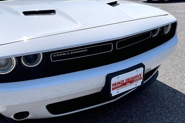 2015 Dodge Challenger SXT