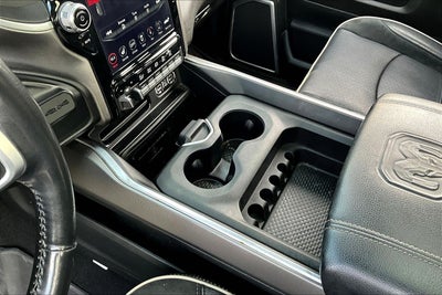2020 RAM 3500 Laramie Crew Cab 4x4 8' Box