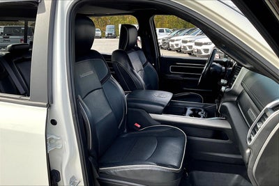 2020 RAM 3500 Laramie Crew Cab 4x4 8' Box