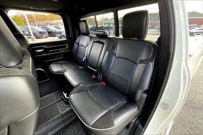 2020 RAM 3500 Laramie Crew Cab 4x4 8' Box