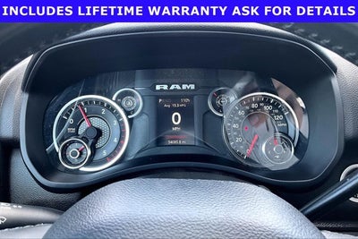 2024 RAM 3500 Big Horn Crew Cab 4x4 8' Box