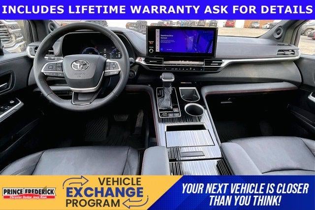 2025 Toyota Sienna XSE