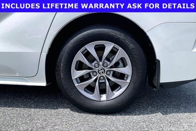 2021 Toyota Sienna XLE