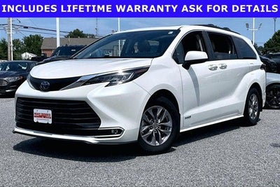 2021 Toyota Sienna XLE