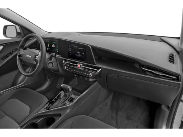 2023 Kia Niro LX