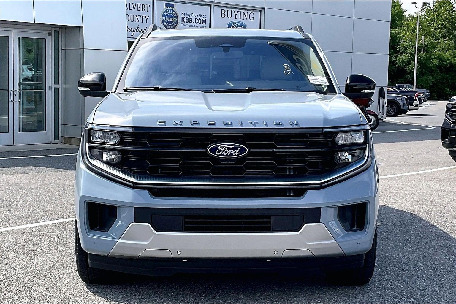 2025 Ford Expedition Max Platinum