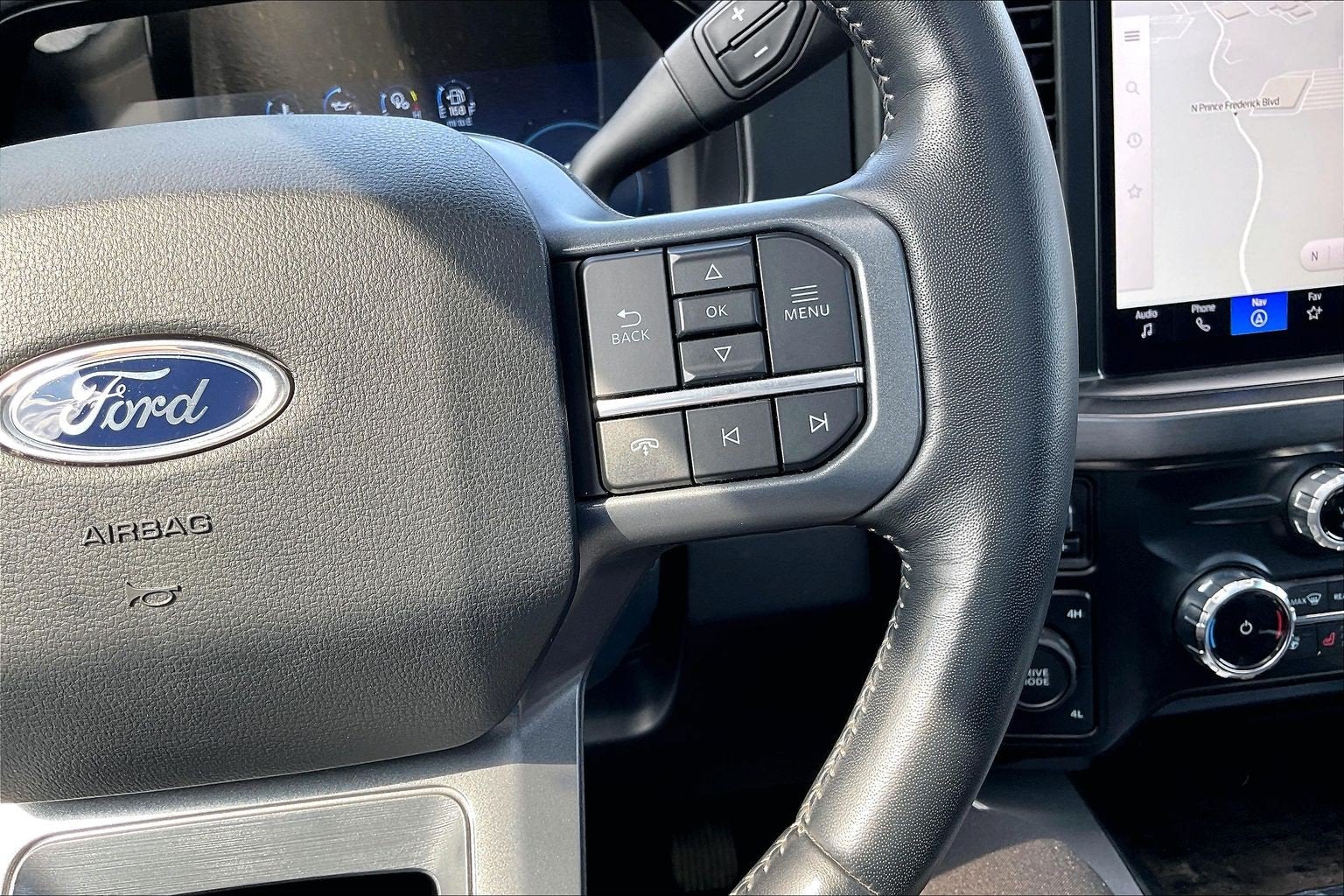 2024 Ford Super Duty F-350 SRW LARIAT