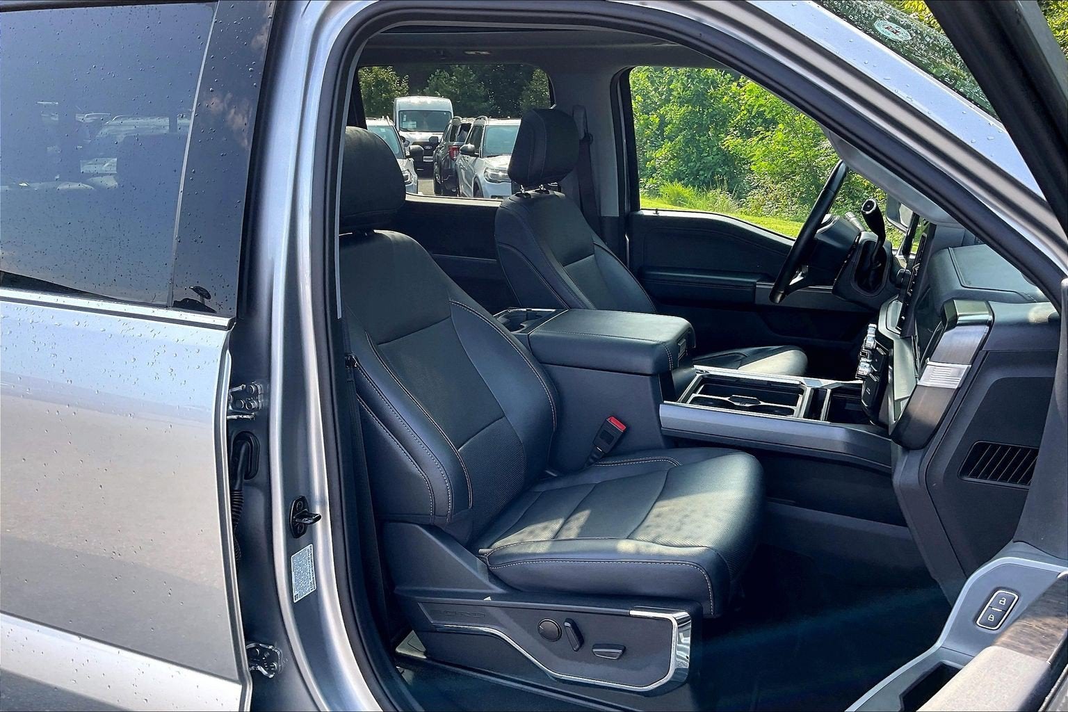 2024 Ford Super Duty F-350 SRW LARIAT