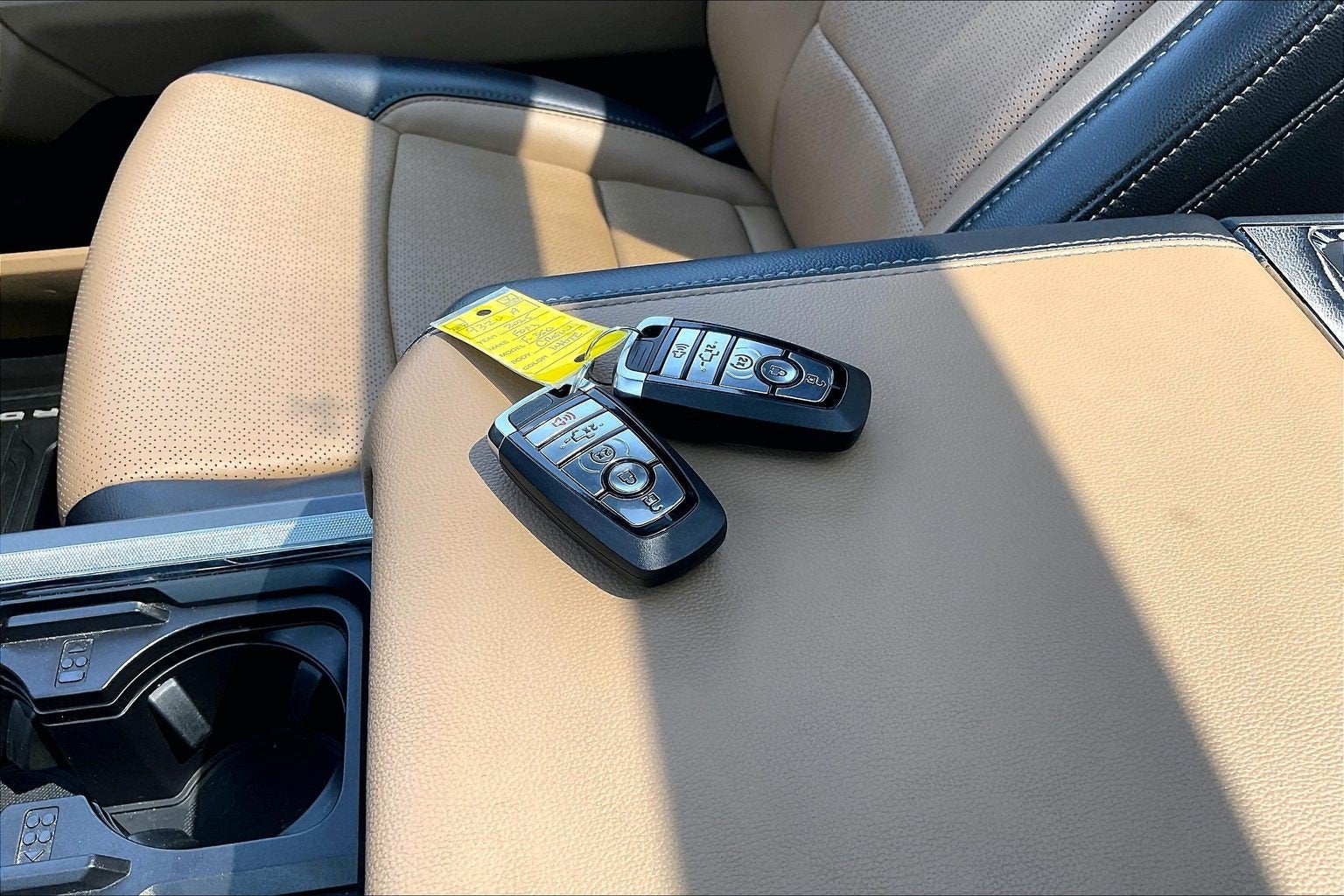 2025 Ford Super Duty F-350 SRW LARIAT