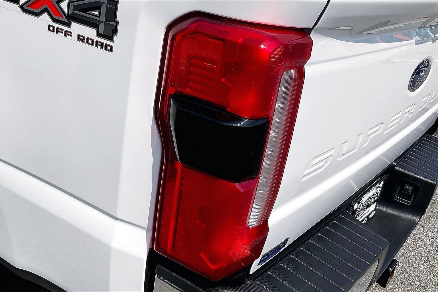2025 Ford Super Duty F-350 SRW LARIAT