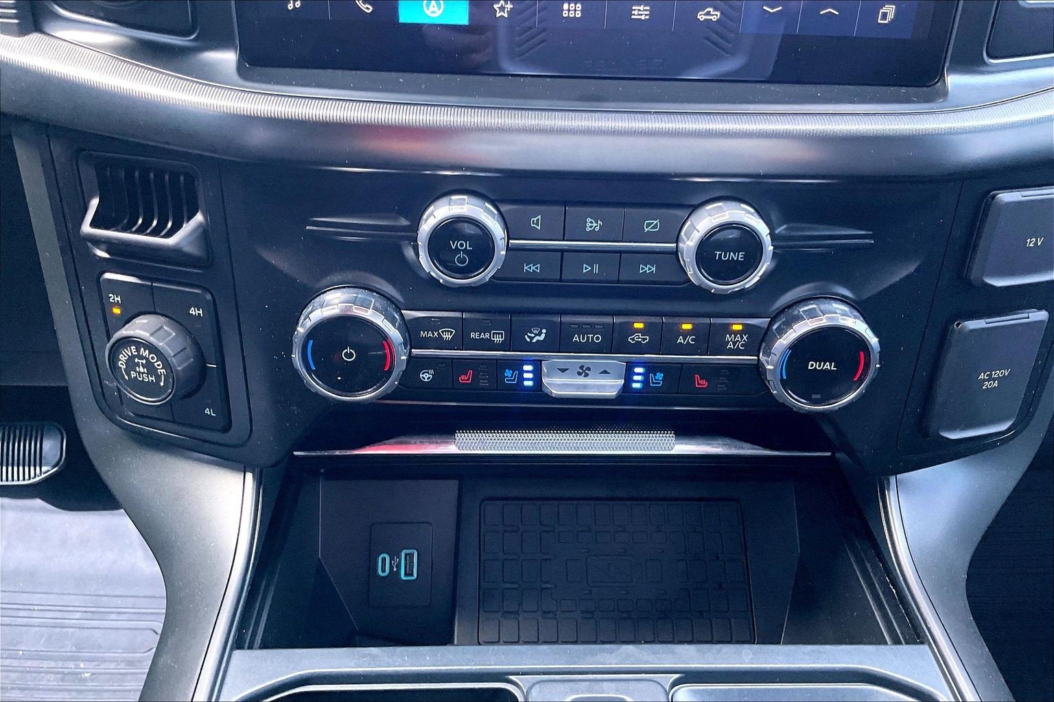 2024 Ford F-150 LARIAT