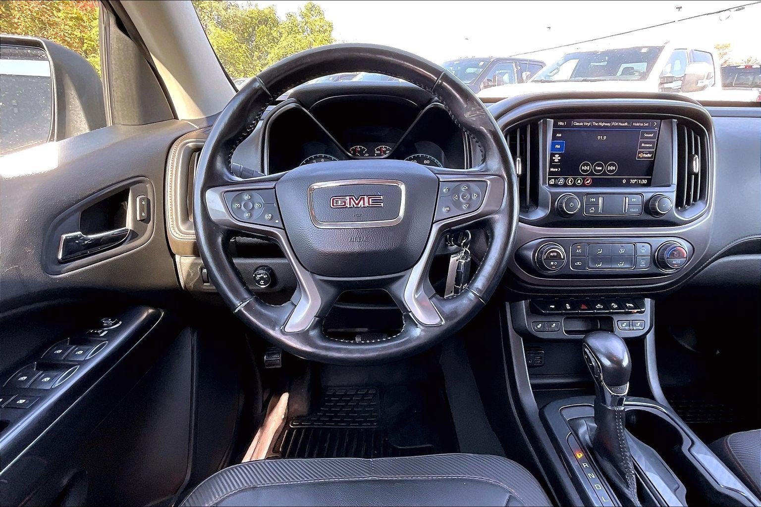 2022 GMC Canyon 4WD AT4 w/Leather