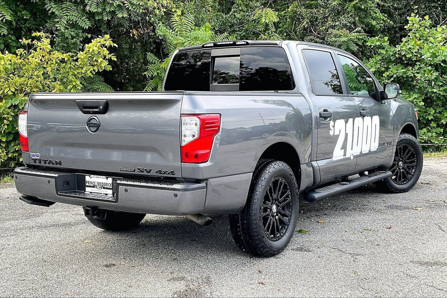 2019 Nissan Titan SV