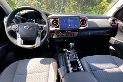 2022 Toyota Tacoma 4WD SR5