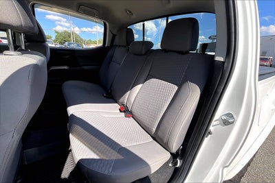 2022 Toyota Tacoma 4WD SR5