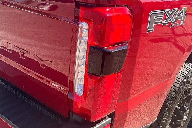 2023 Ford Super Duty F-250 SRW LARIAT