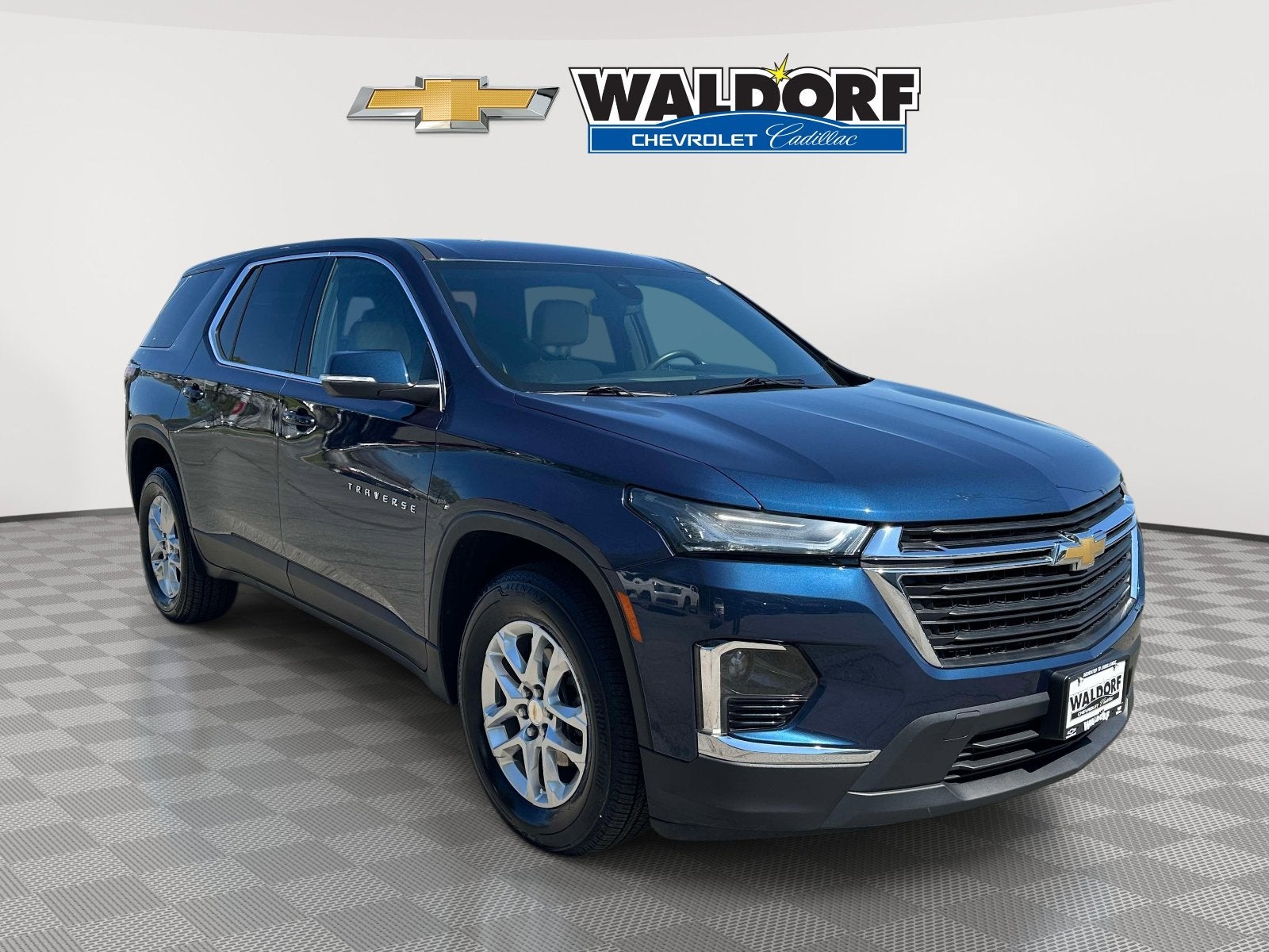 2023 Chevrolet Traverse LS