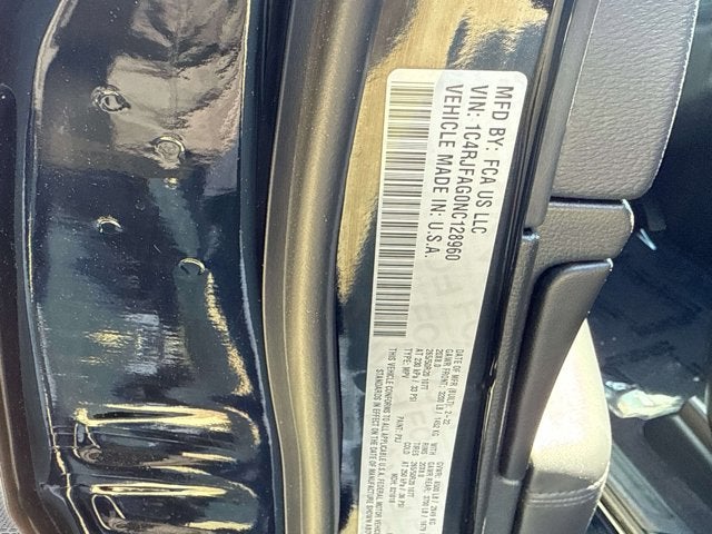 2022 Jeep Grand Cherokee WK Laredo X 4x4