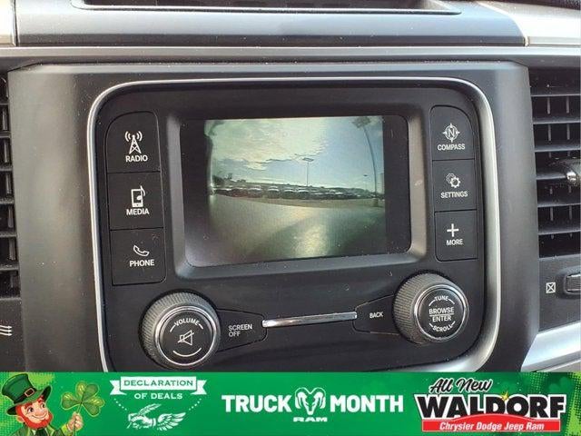 2017 RAM 1500 SLT Quad Cab 4x4 6'4' Box