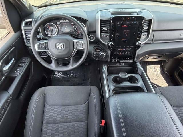 2025 RAM 1500 Big Horn Crew Cab 4x4 5'7' Box
