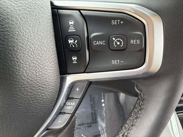 2025 RAM 1500 Big Horn Crew Cab 4x4 5'7' Box