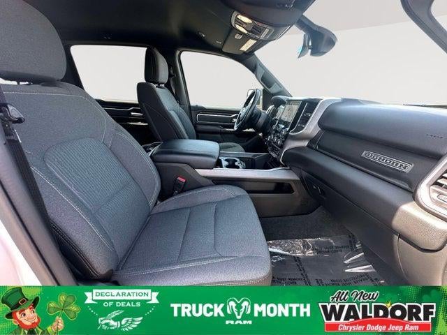 2022 RAM 1500 Big Horn Crew Cab 4x4 5'7' Box