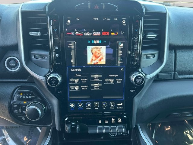 2020 RAM 1500 Big Horn Crew Cab 4x4 5'7' Box