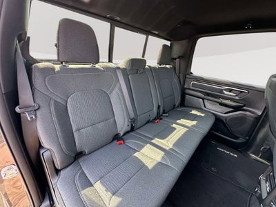 2022 RAM 1500 Big Horn Crew Cab 4x4 5'7' Box