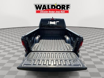 2022 RAM 1500 Big Horn Crew Cab 4x4 5'7' Box