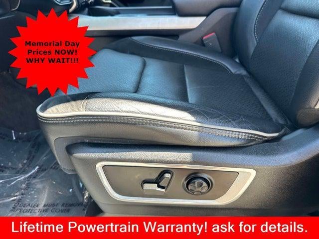 2021 RAM 1500 Laramie Crew Cab 4x4 5'7' Box