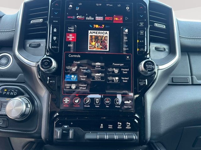 2021 RAM 1500 Laramie Crew Cab 4x4 5'7' Box