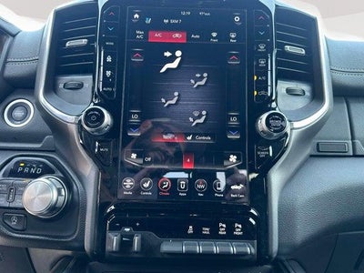 2021 RAM 1500 Laramie Crew Cab 4x4 5'7' Box