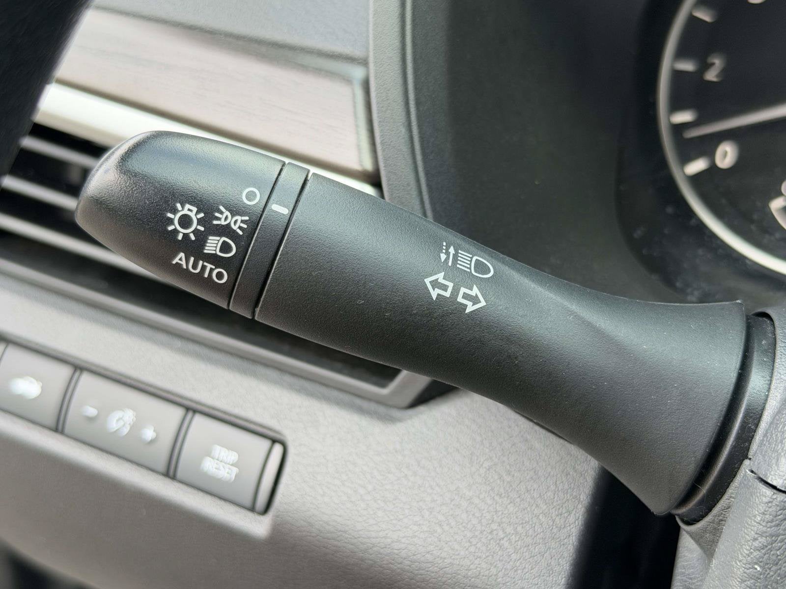 2023 Nissan Altima SV FWD