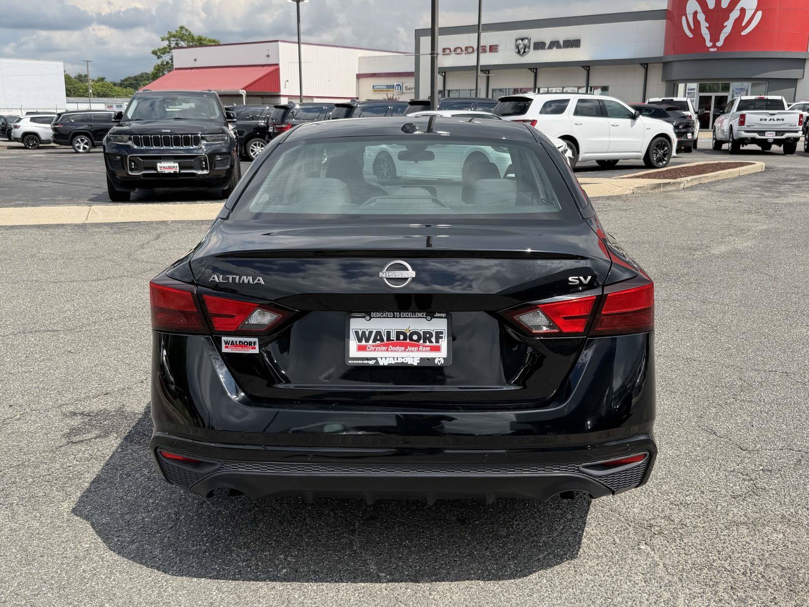 2023 Nissan Altima SV FWD