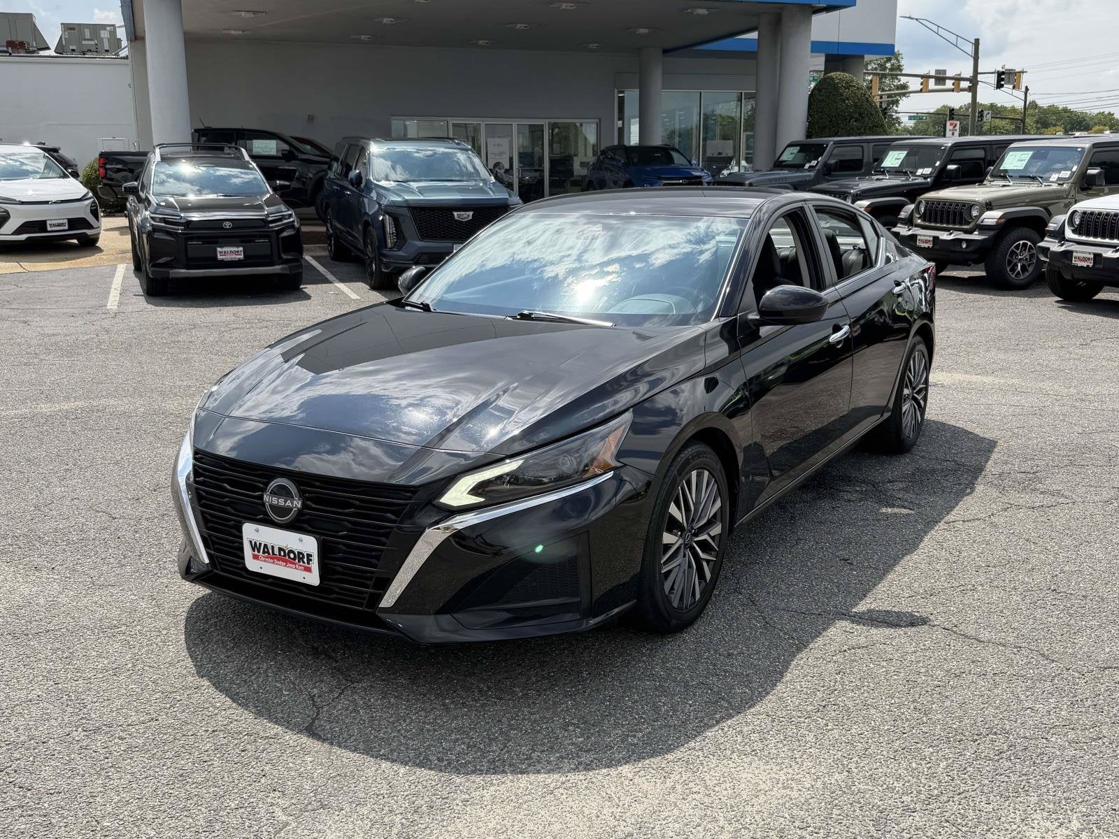 2023 Nissan Altima SV FWD