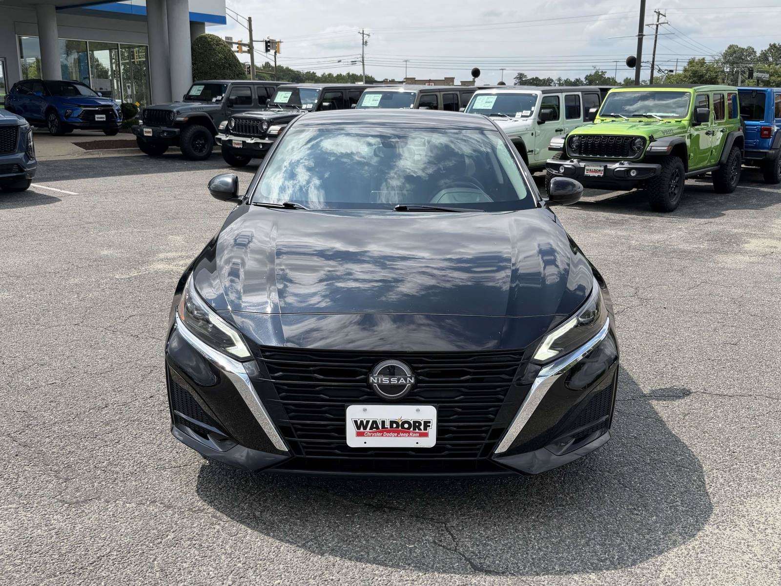 2023 Nissan Altima SV FWD